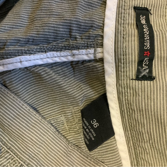 John Varvatos Star USA Linen Cotton Striped Shorts - Picture 5 of 5